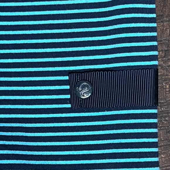 Lululemon blue scarf - Picture 2 of 3